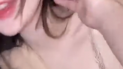 저도 이렇게 꽁냥거리고 싶습니다.