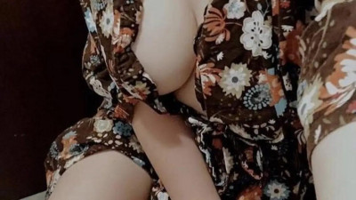 해피한 화요일입니다.