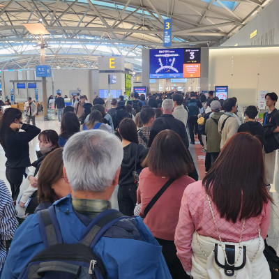 지금 인천공항 상황입니다. 엄청납니다. 빨리 나오세요