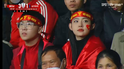 축구중계에 잡힌 ㄲㄱㅇ